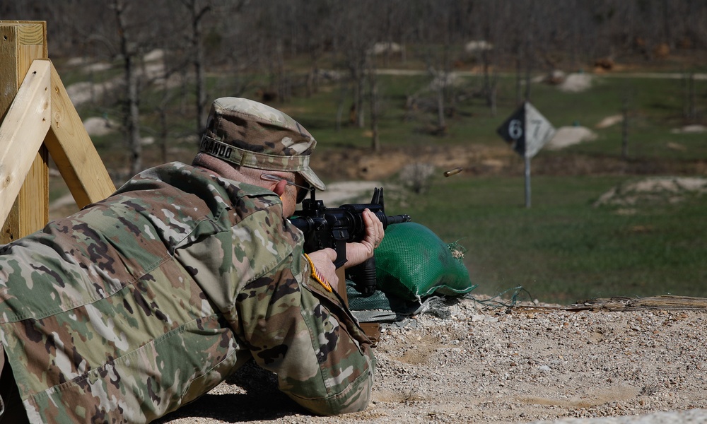 1-135th Assault Helicopter Battalion Take on the Range