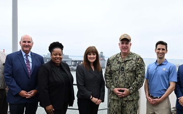 Assistant Secretary of the Navy (Manpower and Reserve Affairs) visits MSC