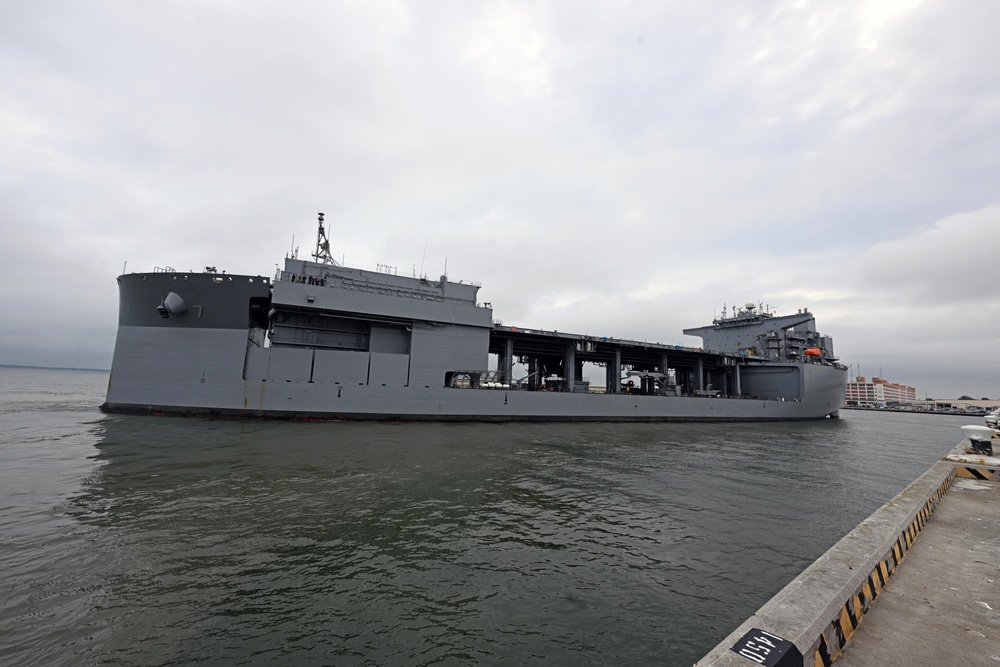 USNS Robert E. Simanek (T-ESB 7) arrives back at Naval Station Norfolk