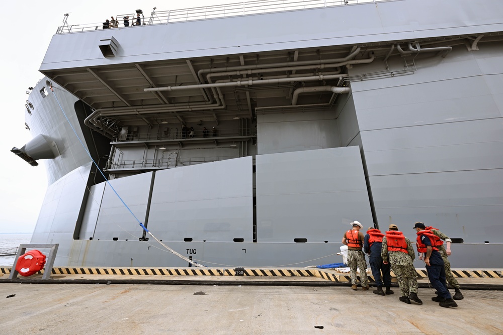 USNS Robert E. Simanek (T-ESB 7) arrives back at Naval Station Norfolk