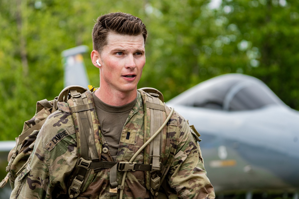 Joint Base Elmendorf-Richardson Soldiers and Airmen Participate in the JBER Norwegian Ruck March