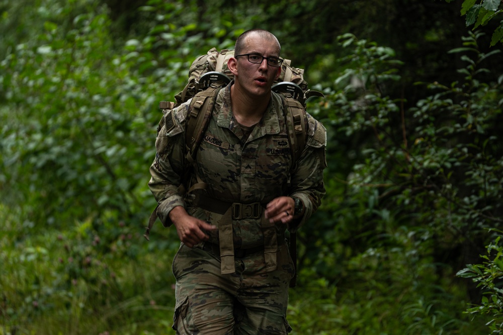 Joint Base Elmendorf-Richardson Soldiers and Airmen Participate in the JBER Norwegian Ruck March