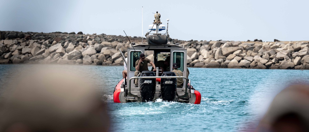Air Commandos SCUBA Dive during Emerald Warrior 25.2