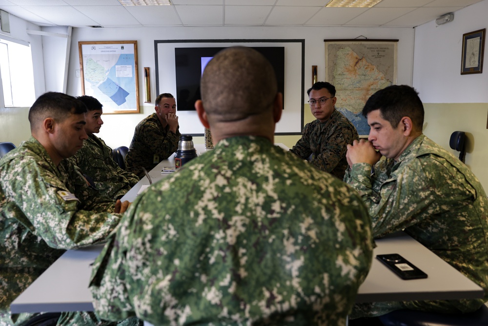 Uruguay Small Boat &amp; Marksman Operations T&amp;R Manual Subject Matter Expert Exchange