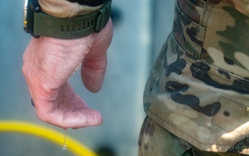 Air Commandos SCUBA Dive during Emerald Warrior 25.2