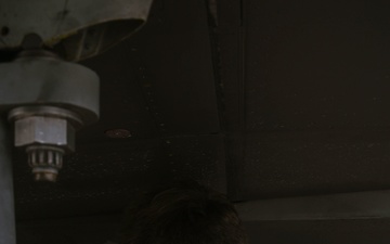 D.C. Air National Guard crew chiefs refuel F-16s for REFORPAC redeployment