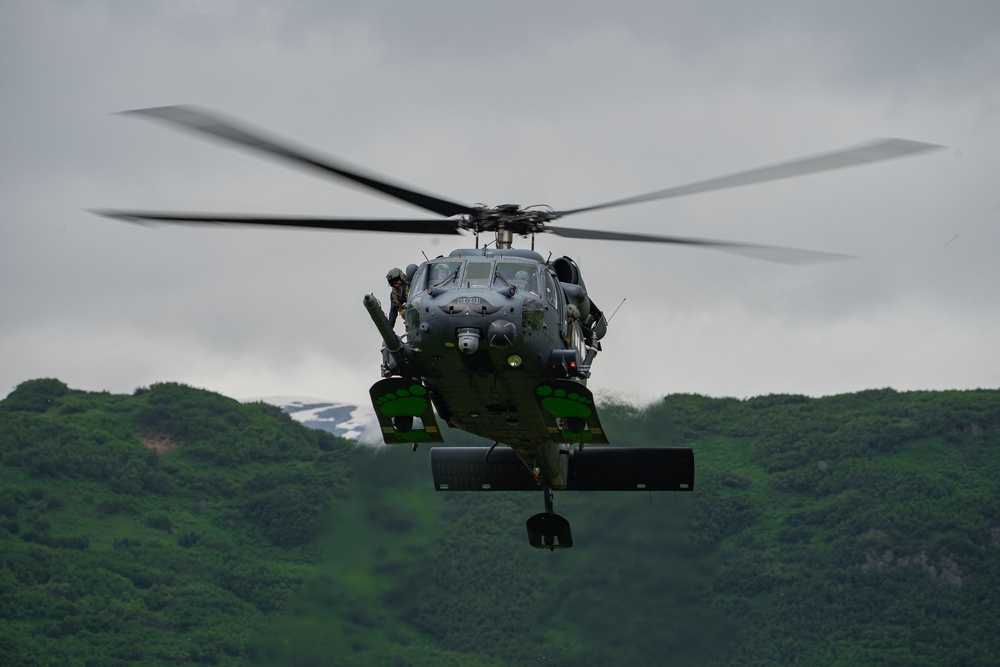 Alaska Air National Guard Conducts Hoist Training