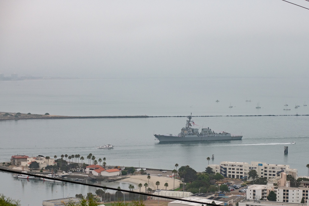 USS Sterett returns to Naval Base San Diego