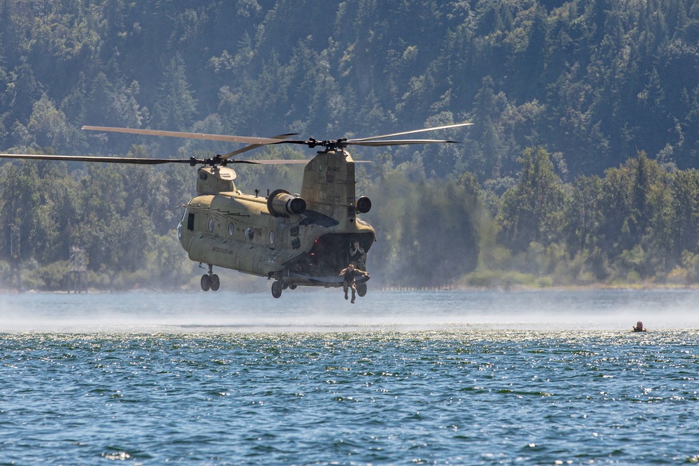 National Guard, U.S. Army Reserve conduct Helocast training in the Pacific Northwest