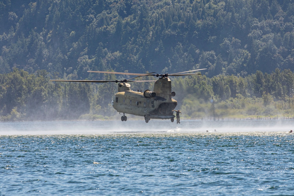 National Guard and Army Reserve soldiers brave the Columbia River for Helocast training.