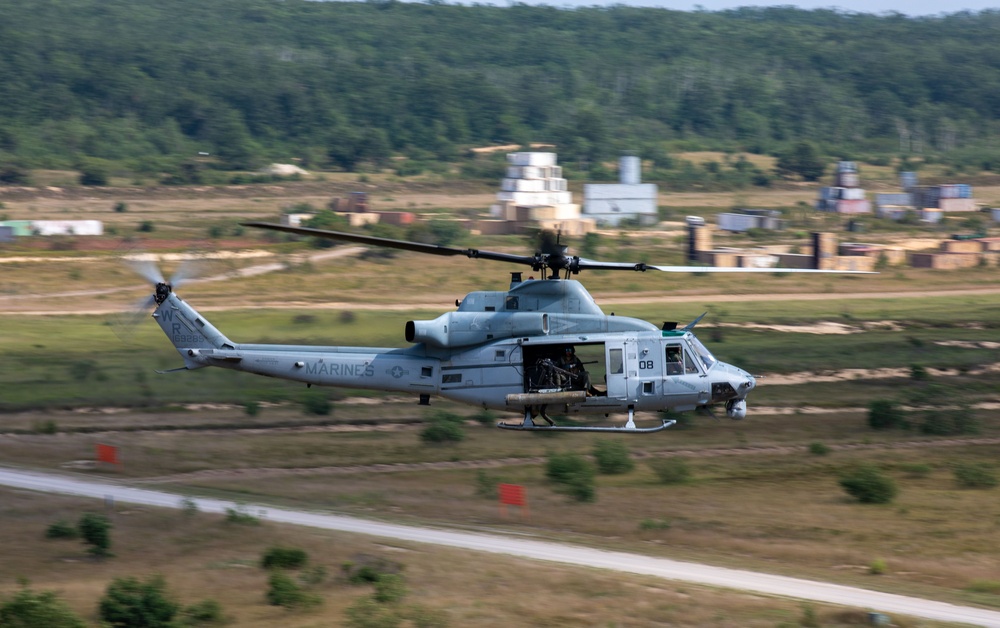 HMLA 775 conduct close air support training