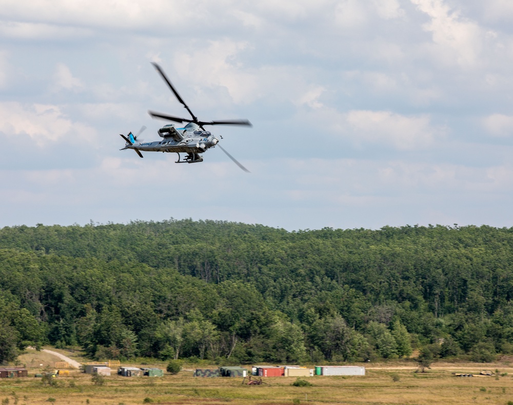 HMLA 775 conduct close air support training