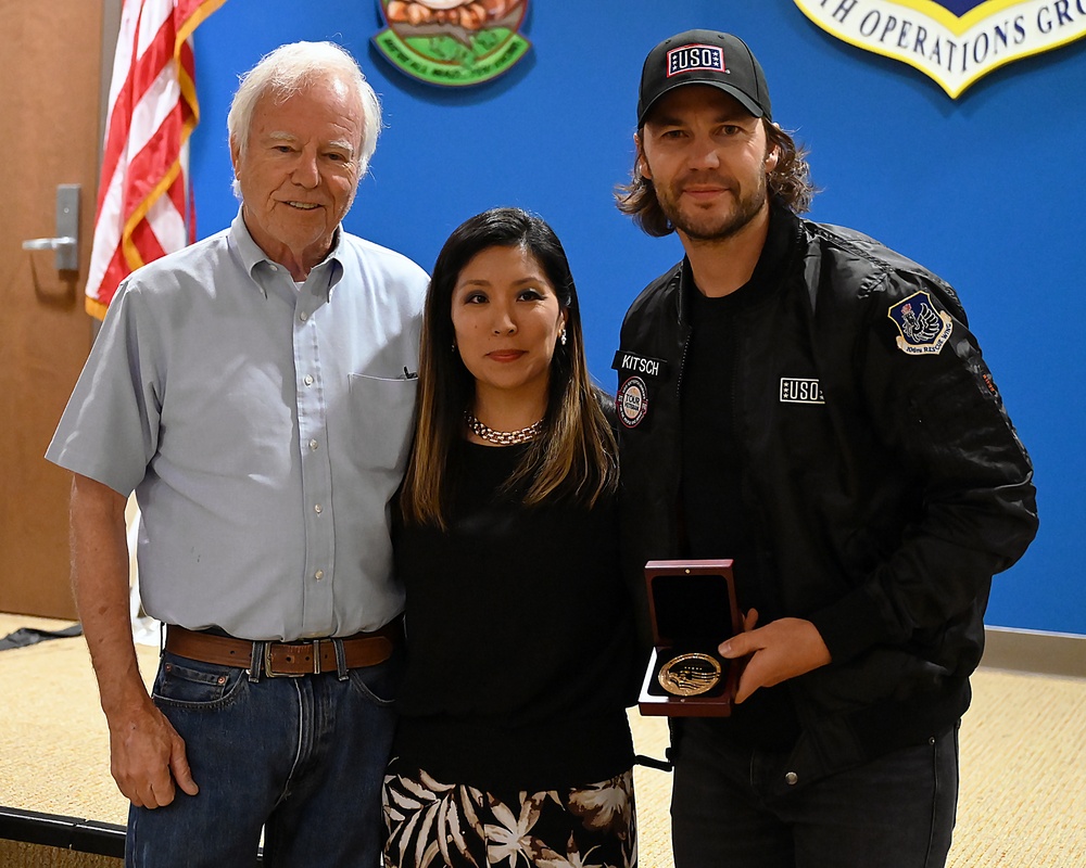Actor Taylor Kitsch Honored by Medal of Honor Society While Visiting NY Air Guard’s 106th Rescue Wing