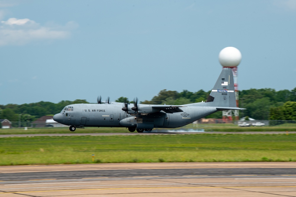 Bosslift gives civilian employers inside perspective about Guard Airmen