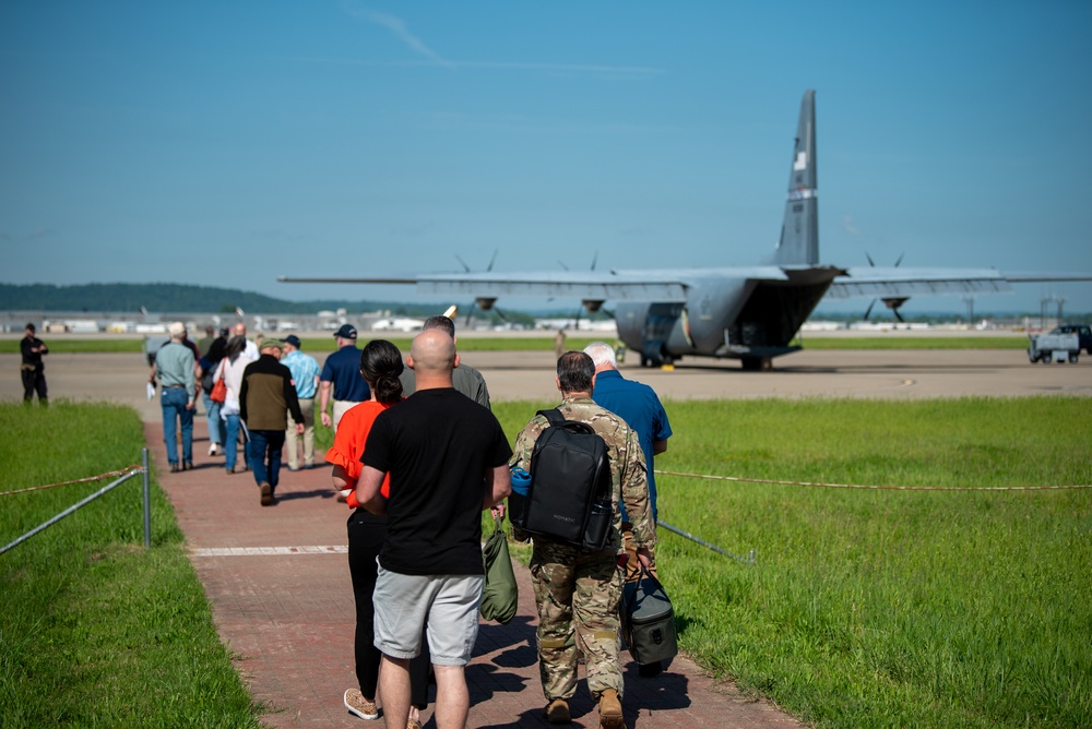 Bosslift gives civilian employers inside perspective about Guard Airmen