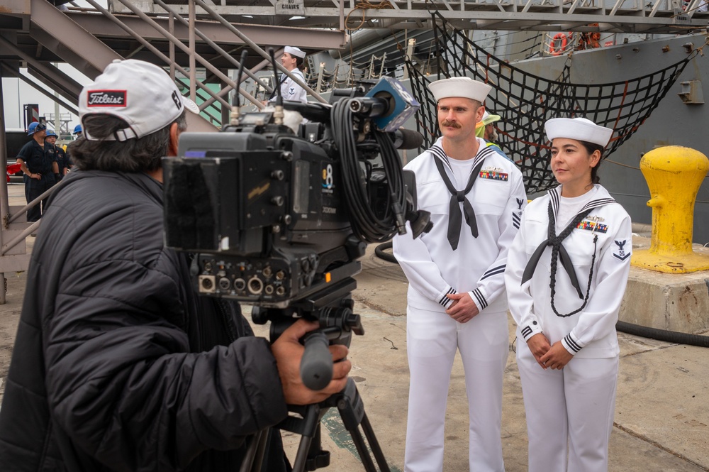USS Sterett and USS Princeton Return to Homeport