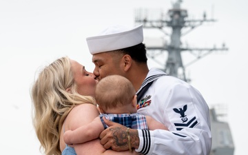 USS Princeton returns to San Diego after 9-month deployment