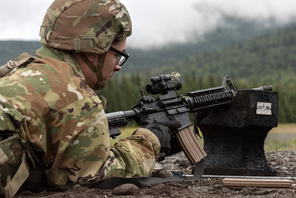 Alaska Army National Guardsmen hone small arms marksmanship