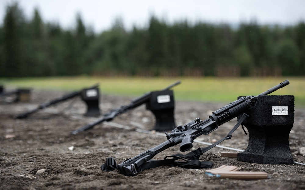 Alaska Army National Guardsmen hone small arms marksmanship