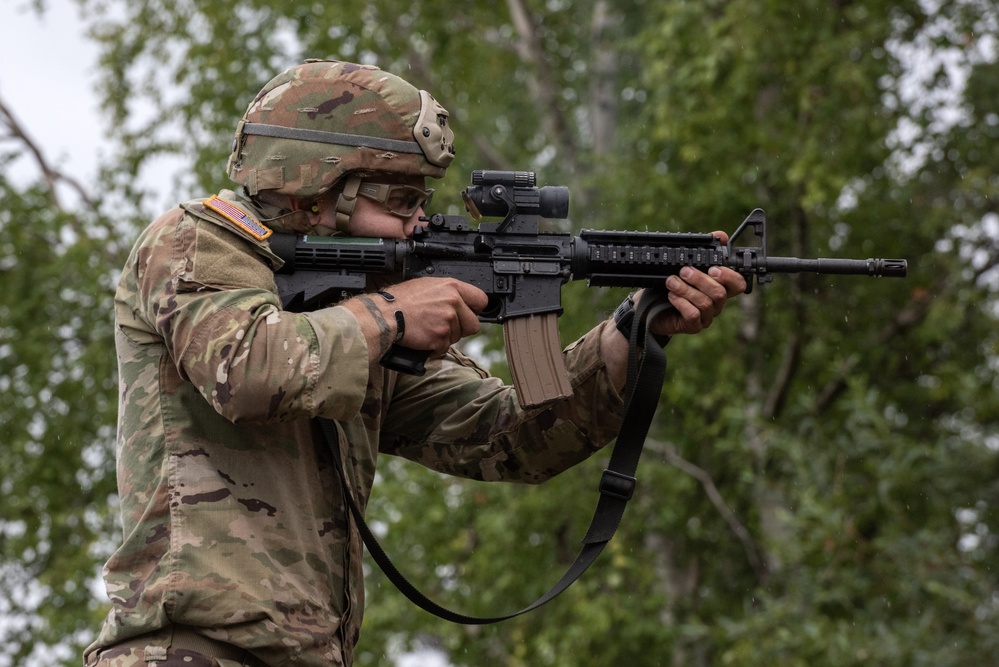 Alaska Army National Guardsmen hone small arms marksmanship