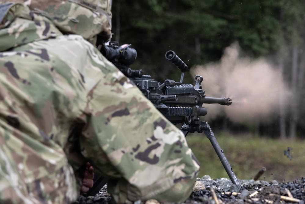 Alaska Army National Guardsmen hone small arms marksmanship