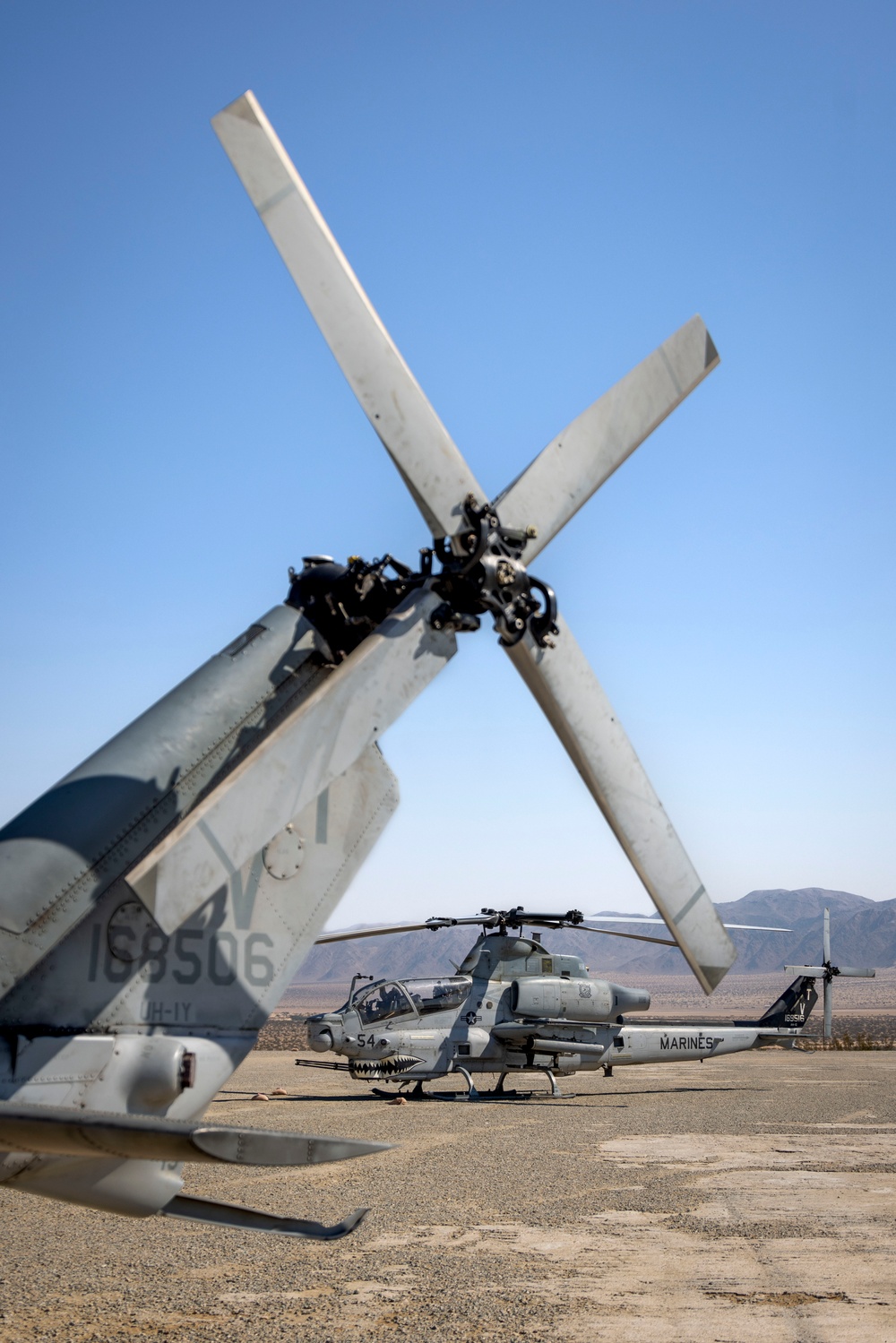HMLA-367 conducts close air support during SLTE 4-25