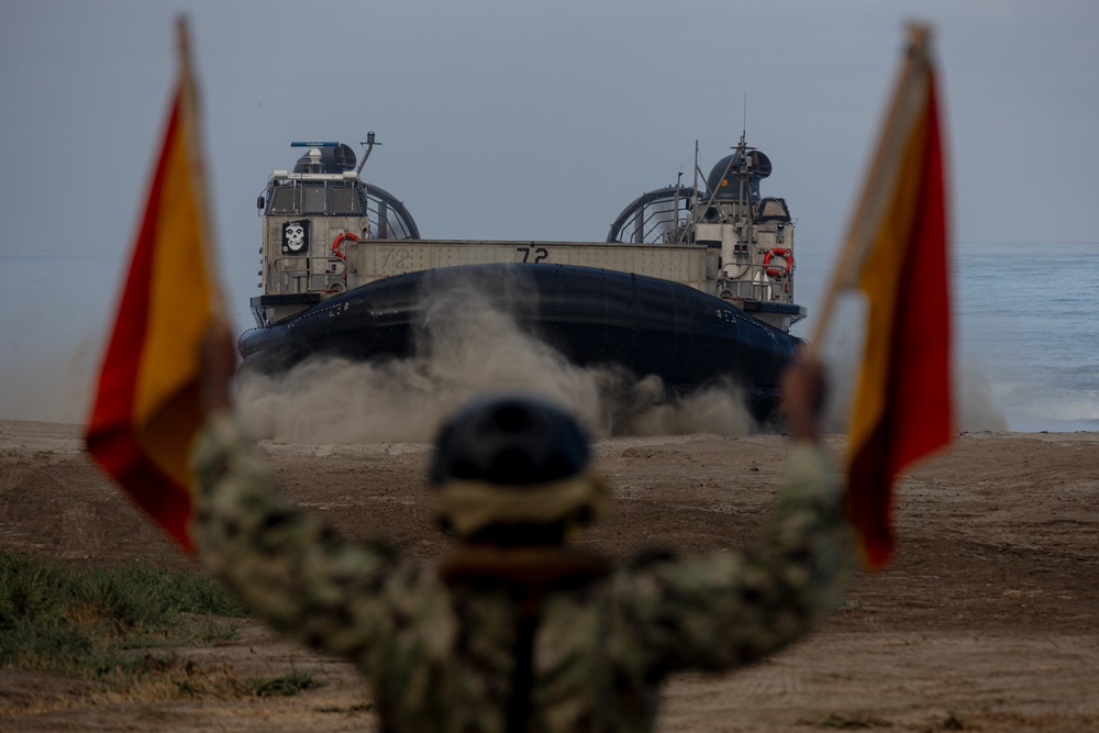 LCAC Beach Landing