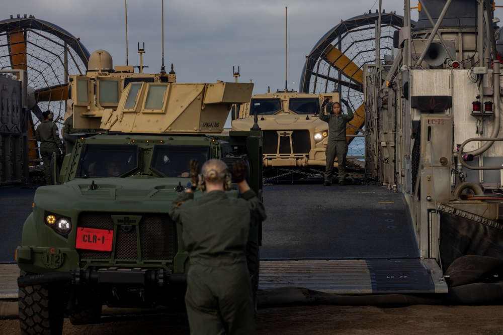 LCAC Beach Landing
