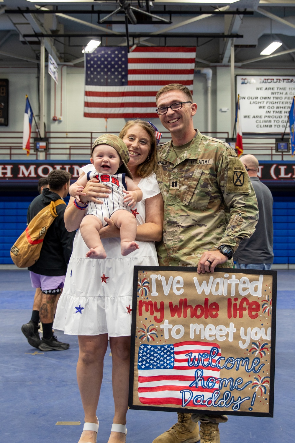 Fort Drum Welcomes Home 1st Brigade Combat Team