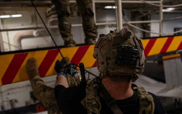 EODMU 5 Sailors Conduct Fast Rope Drills