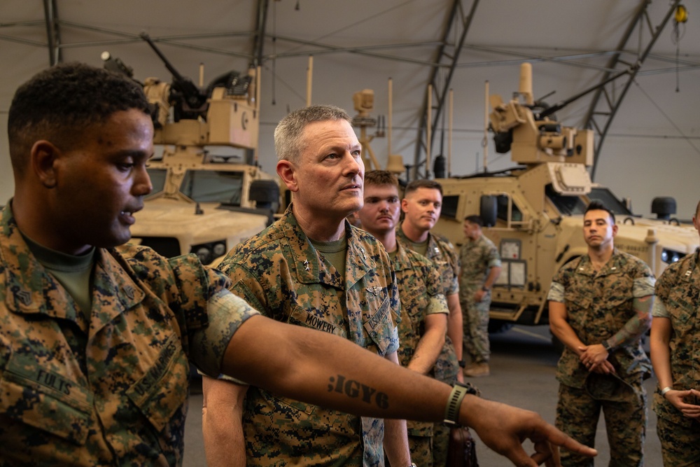 3d MLR Gets Visited by Maj. Gen. Mowery to Showcase Equipment