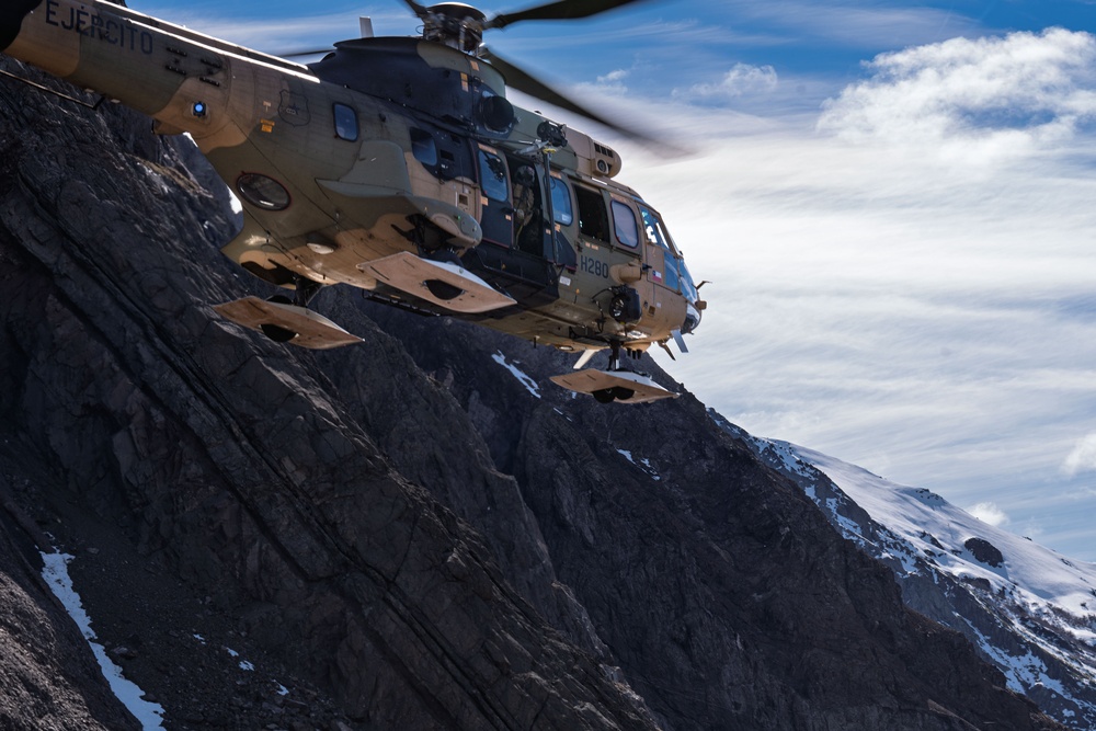 SV25 - Medical Evacuation MEDEVAC Training