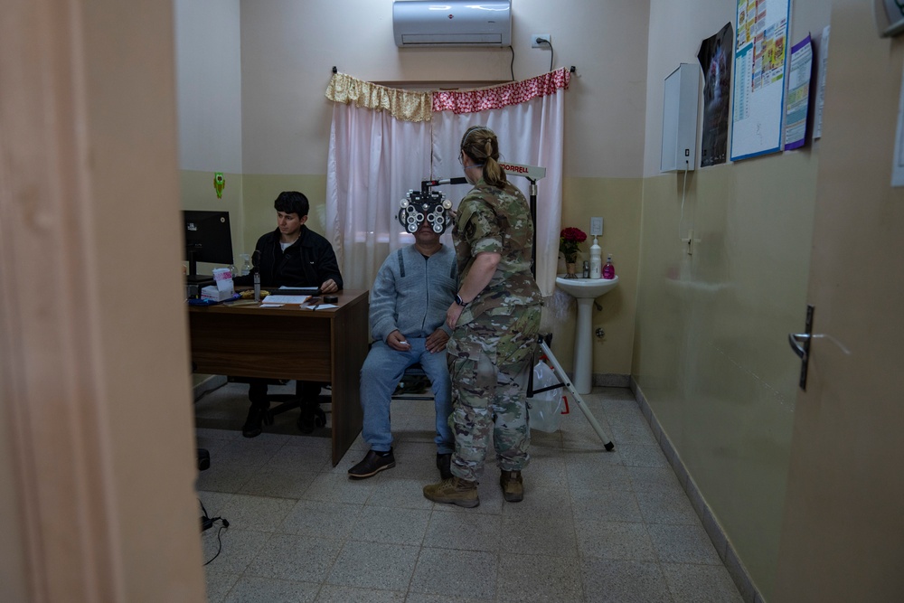 Amistad 2025: U.S. Optometrists Provide Rare Vision Services in Paraguay