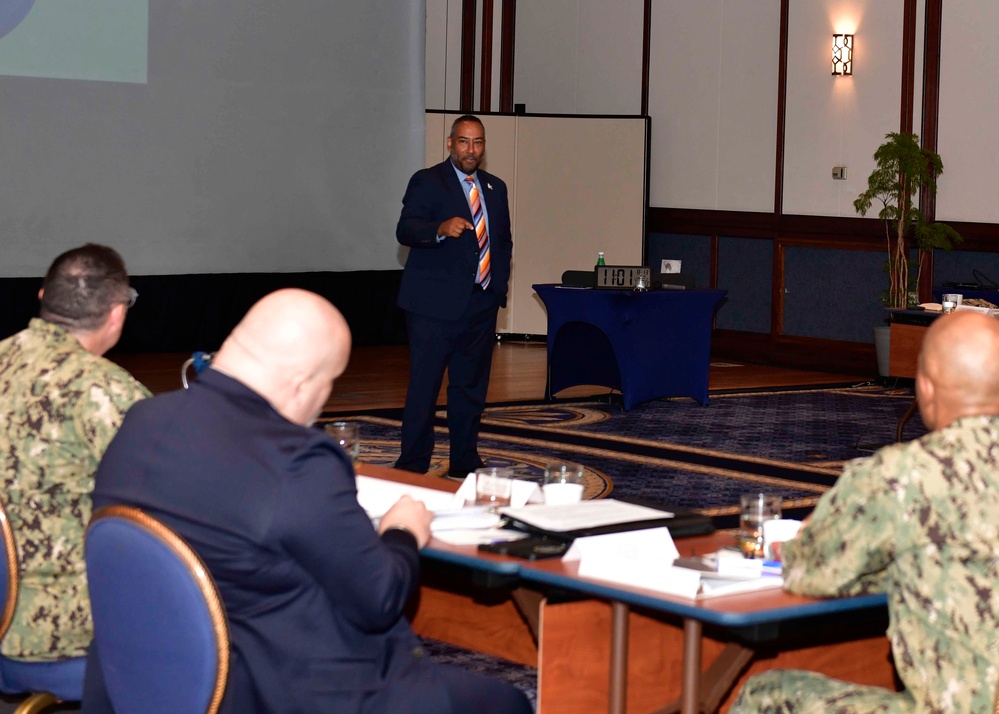Region Japan Commander Holds Installation Leadership Conference in Tokyo