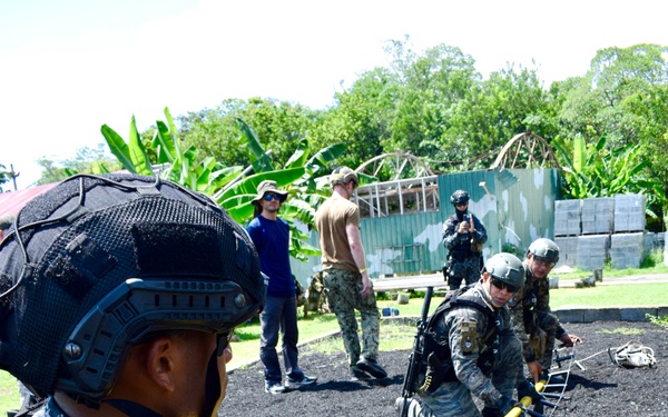 Panamanian Security Forces Sharpen Teamwork and Climbing Skills During PANAMAX-ALPHA 2025
