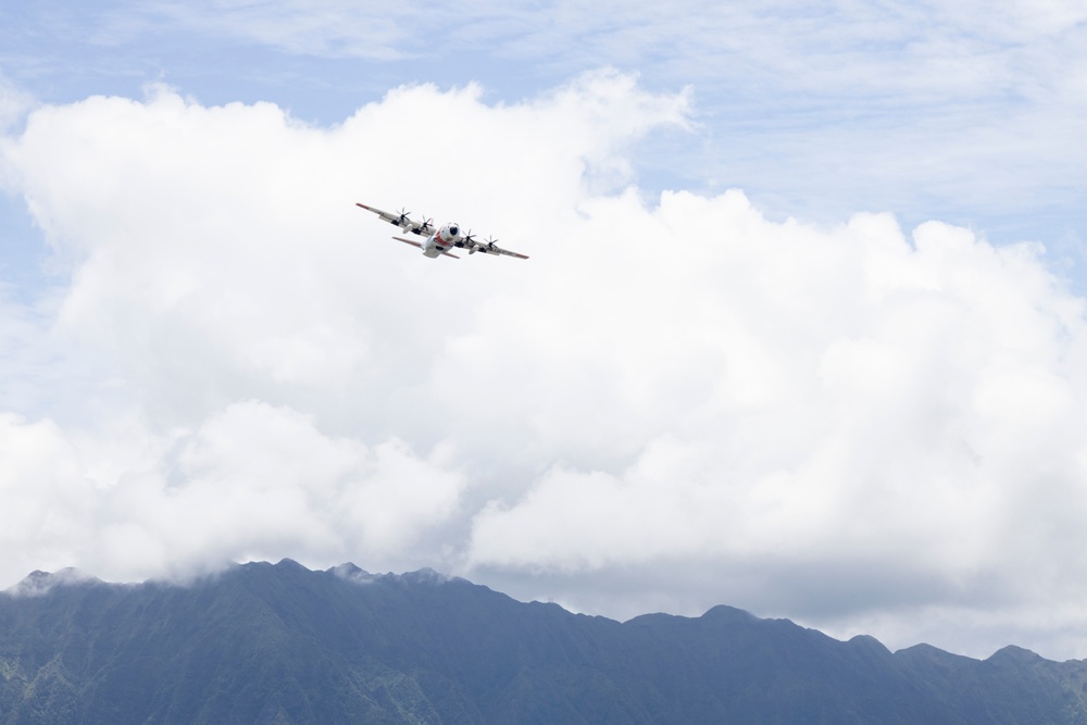 2025 Kaneohe Bay Air Show at MCBH Day 2