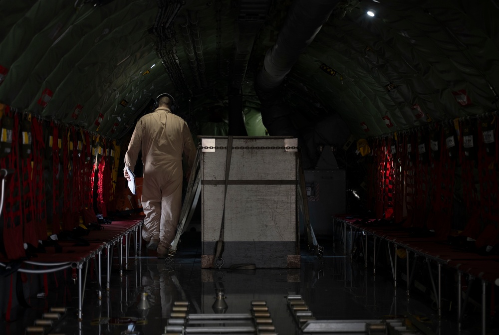 Strike Eagles Fueling Up in USCENTCOM AOR