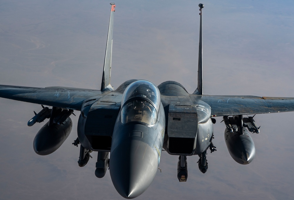 Strike Eagles Fueling Up in USCENTCOM AOR