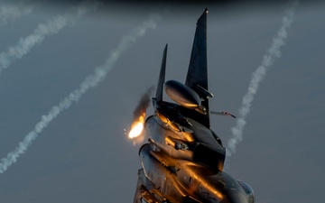 Strike Eagles Fueling Up in USCENTCOM AOR