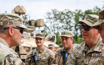 Nordhaus visits Northern Strike