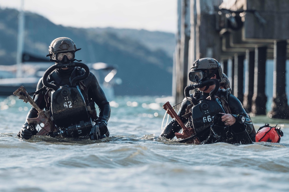 Talisman Sabre 25: Navy SEALs, Marine Raiders Enhance Combat Readiness