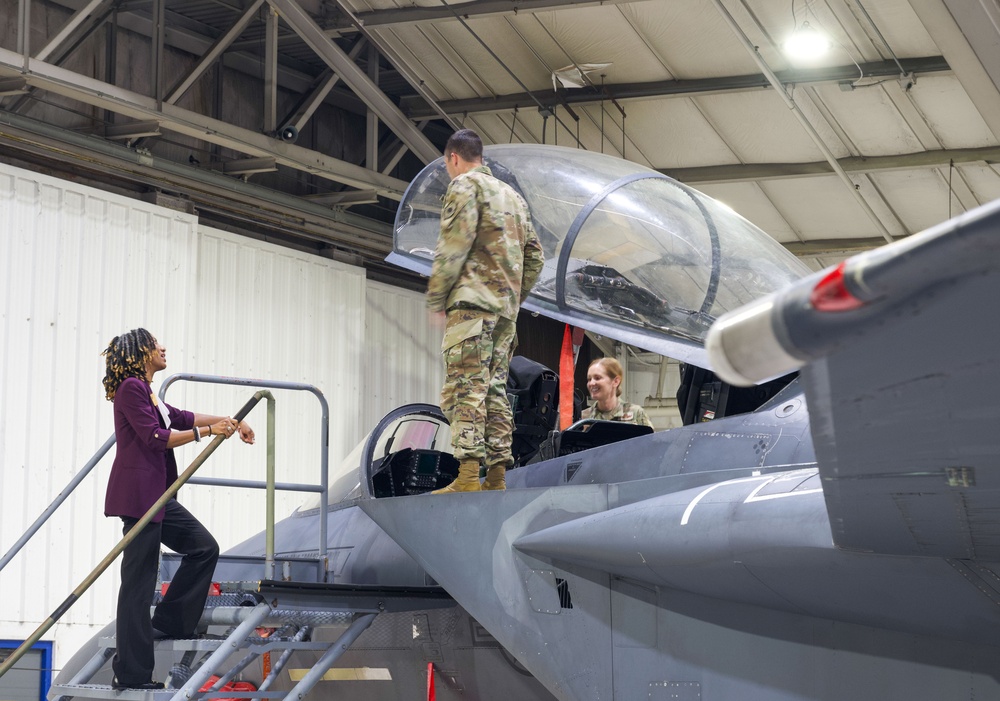 Sec. Mallette visits Seymour Johnson Air Force Base