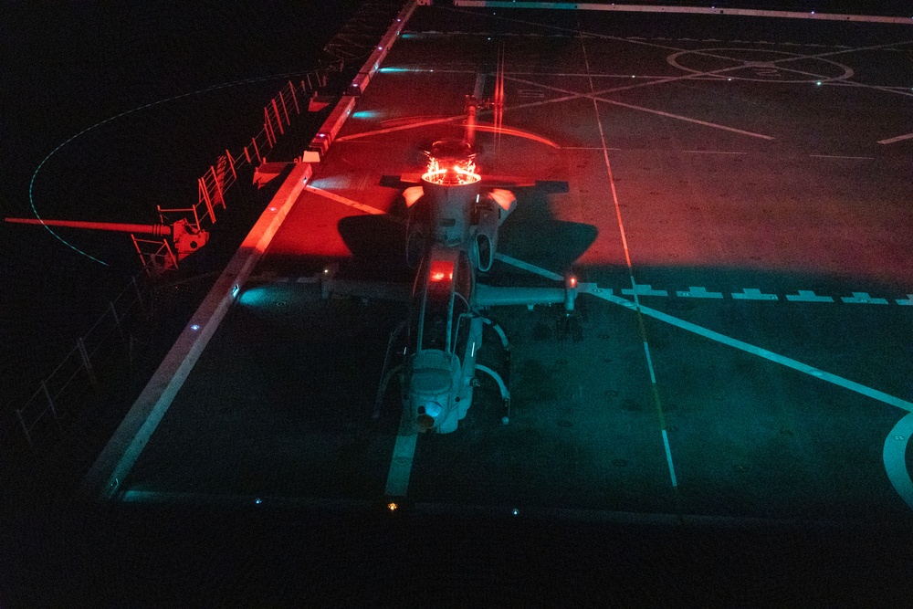 QUART 25.4: Deck Qualification Landing Certifications Aboard USS Somerset (LPD 25)