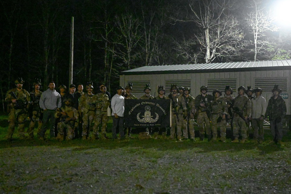 EOD teams, 19 MDG conduct joint field training exercise