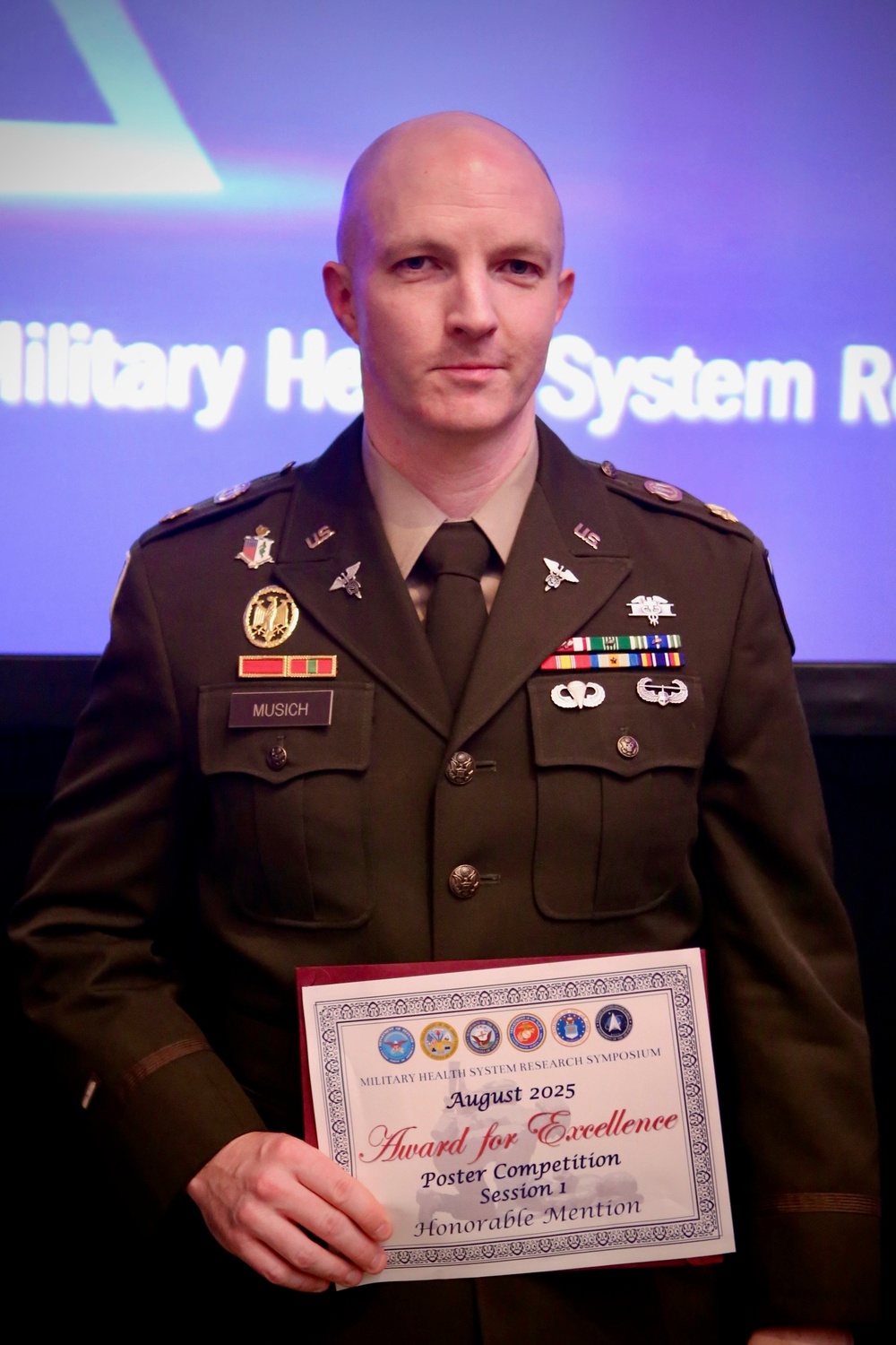 #teamWRAIR Engages with Military Health Leaders and Researchers at MHSRS 2025
