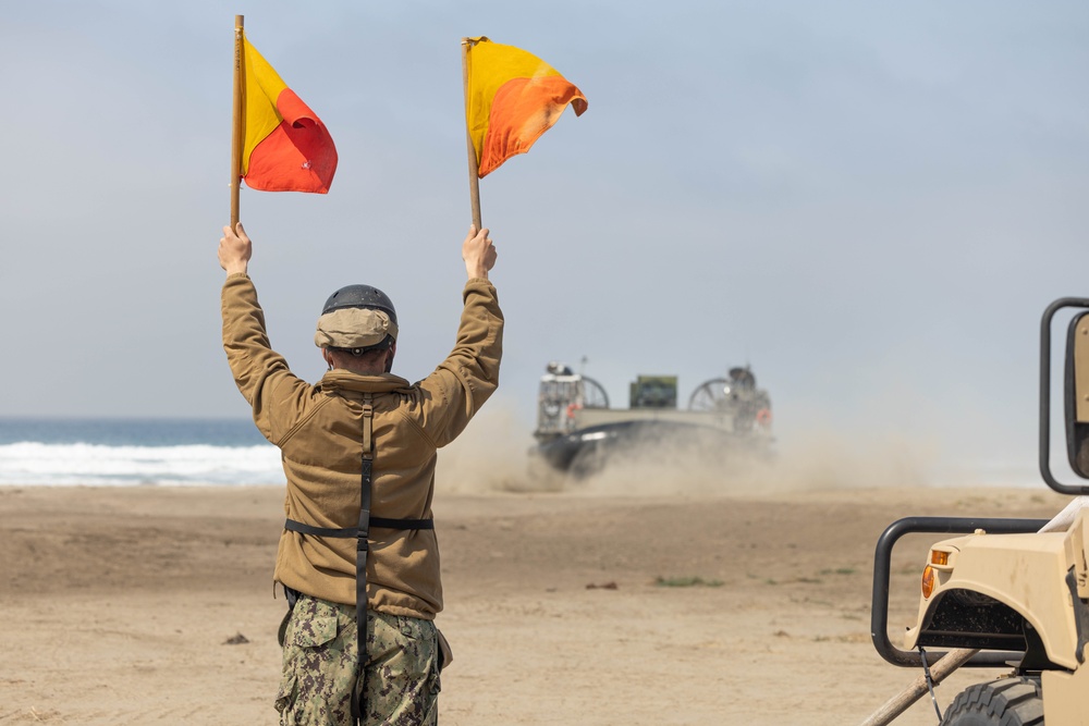 QUART 25.4: Marines return from Seattle Fleet Week