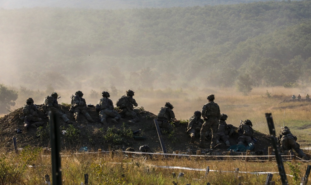 1st Battalion, 26th Infantry Regiment Conducts Live Fire Exercise in Bulgaria