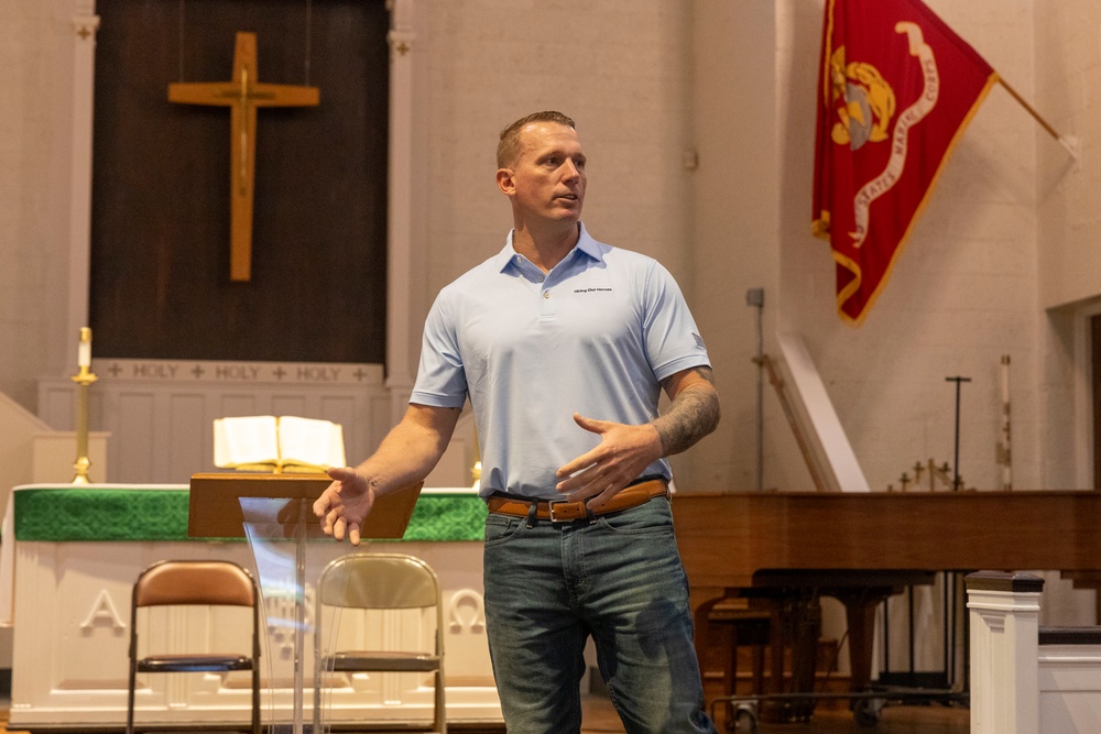 Sgt. Dakota Meyer visits 2nd Marine Logistics Group