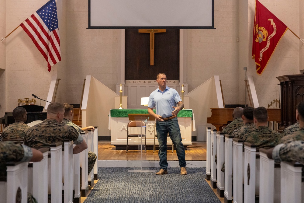 Sgt. Dakota Meyer visits 2nd Marine Logistics Group