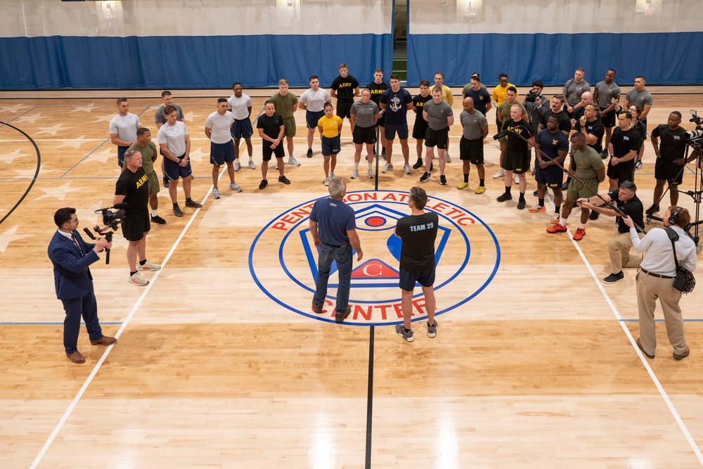 SD, HHS Sec. RFK, Jr. Participate in Fitness Check with Troops at Pentagon